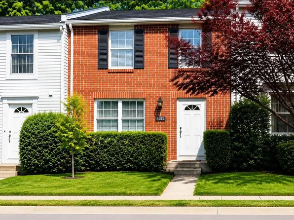 2123 Preston Square Ct, Falls Church, VA 22043