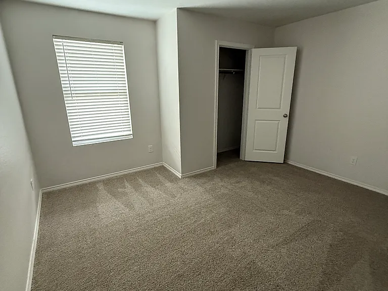13778 Bradford Park — Photo 7