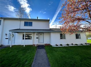 154 Norwich Dr, Rochester, NY 14624