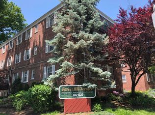 15 Manchester Pl, Newark, NJ 07104