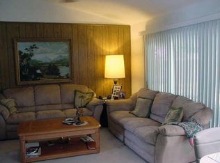 430 W Springdale Ln, Grand Prairie, TX 75052