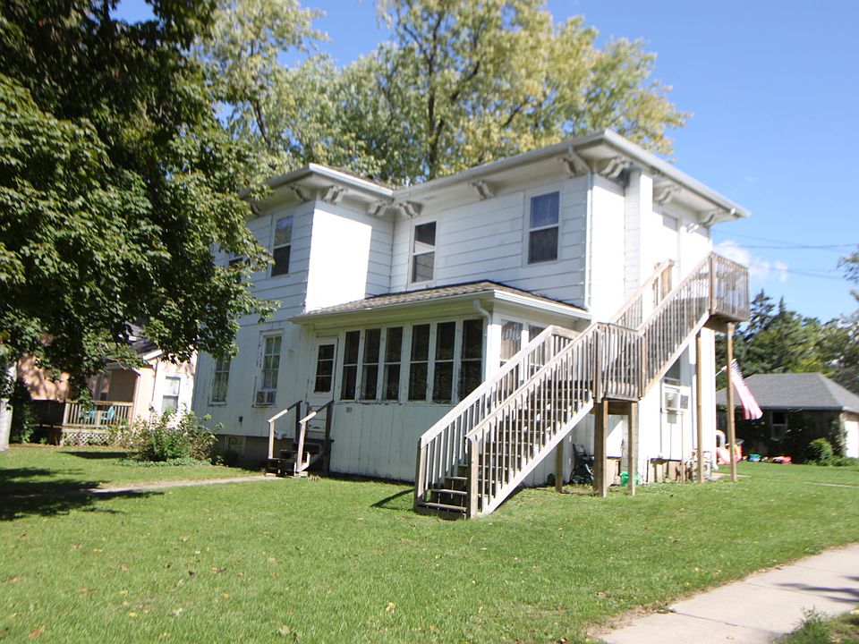 1st image of 203 N Queen St