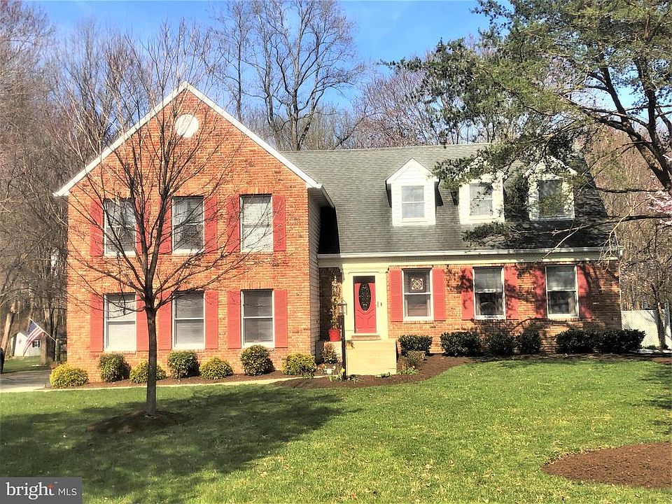 1st image of 1325 Dickey Dr