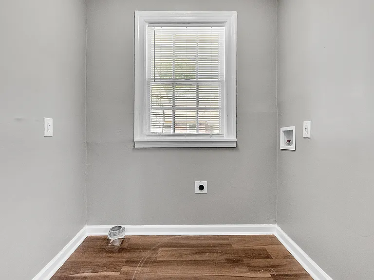 1601 N Michelle Cir — Photo 11