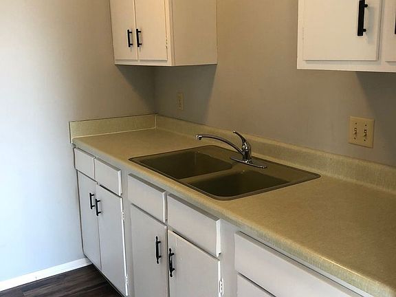 5th image of 4619 N 56th St APT 4
