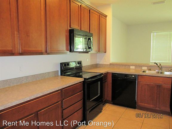 4th image of 1925 Yellowfin Dr
