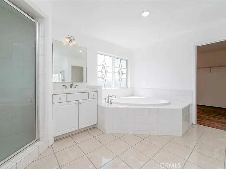 6915 Cedar Creek Rd — Photo 47