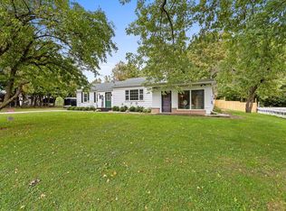 7515 Maple Ln, Two Rivers, WI 54241