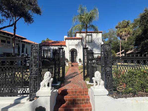 715 S Rookmere Rd, Tampa, FL 33609