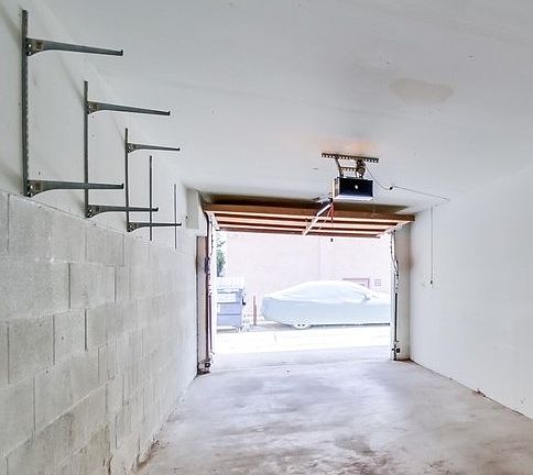 2nd image of 1045 Turquoise St APT C