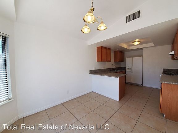 5th image of 3998 Avocado Dr