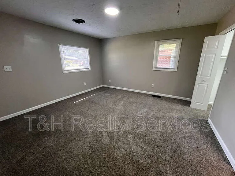 1607 Costello Dr — Photo 18