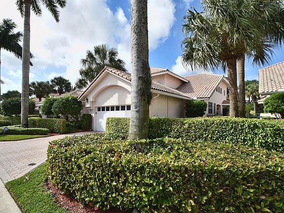 Home For Sale In Broken Sound Country Club