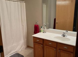 1903 Primrose Pl, Hudson, WI 54016