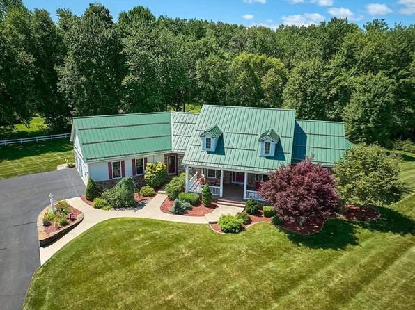 22 Coleman Rd, Southampton, MA 01073
