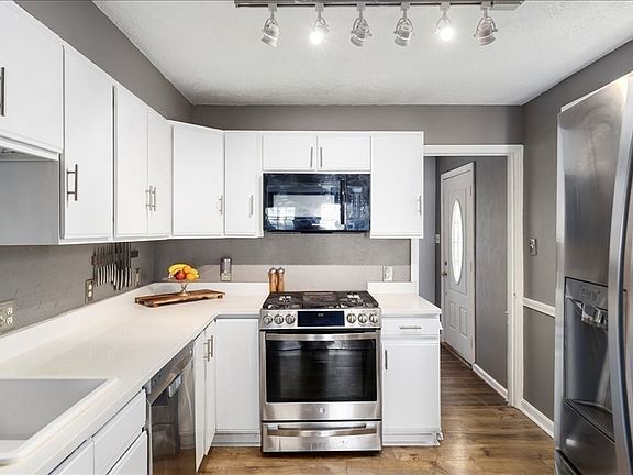 5th image of 13 Sylvester Rd