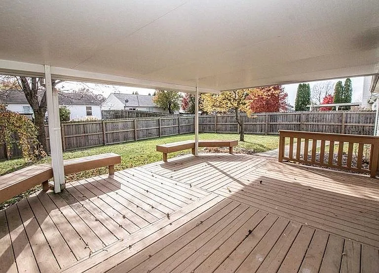 2315 Temple Ct E — Photo 22