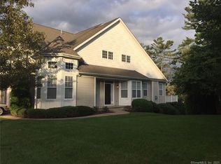 6 Goodwin Cir #6, Hartford, CT 06105