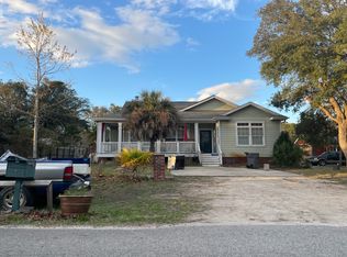 4786 Navigation Rd SE, Southport, NC 28461