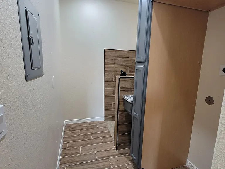 125 Loma Vista Dr — Photo 11