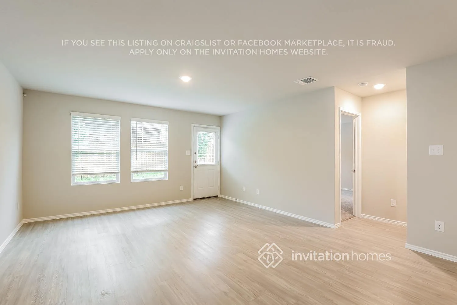 5711 Leon Pl San Antonio, TX 78244 — Photo 4