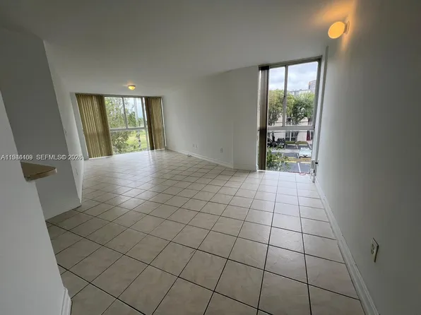 7035 NW 186th St APT D303, Hialeah, FL 33015