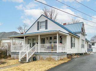 9 Arlington Rd, Cohoes, NY 12047