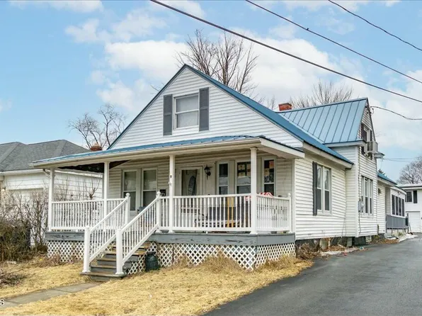 9 Arlington Road, Cohoes, NY 12047