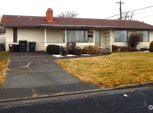 268 N Earl Rd, Moses Lake, WA 98837