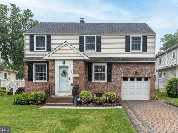 365 Jefferson Ave, Morrisville, PA 19067