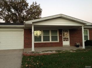 236 Pralle Ln, Saint Charles, MO