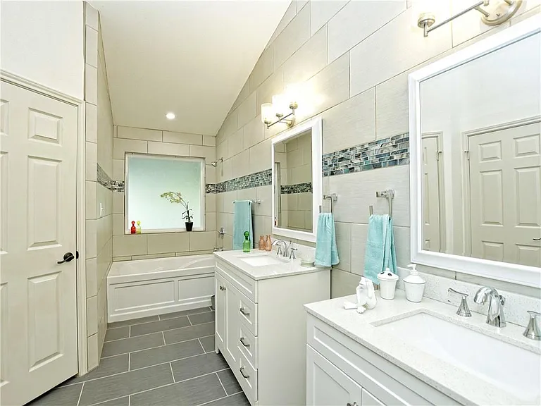 1107 Hatteras Dr — Photo 17