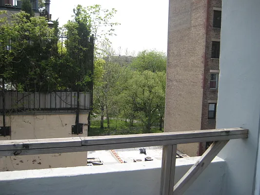 Rented by Magnone Real Estate | media 49