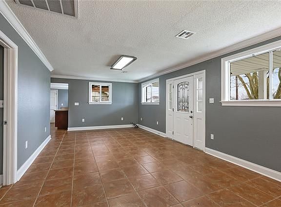 4th image of 2416 Volpe Dr