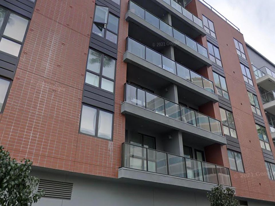 1st image of 2001 W Milford St