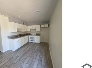 1121 E Desert Inn Rd UNIT 4, Las Vegas, NV 89109