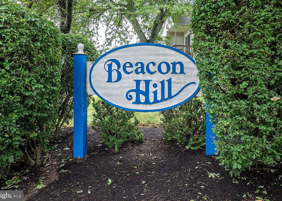 1st image of 30024 Beacon Hill Dr