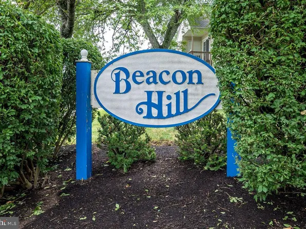 30024 Beacon Hill Dr, Holland, PA 18966