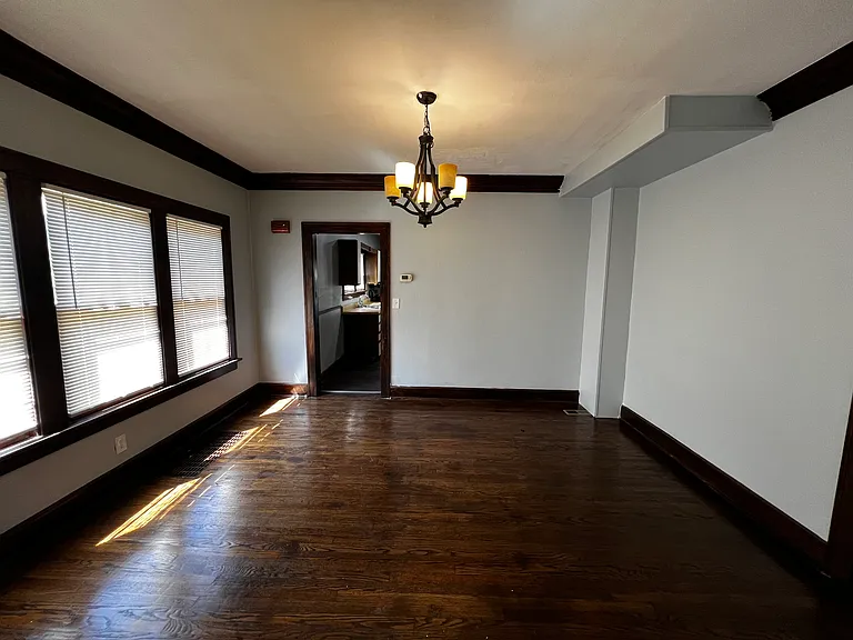 620 Paris Ave — Photo 6