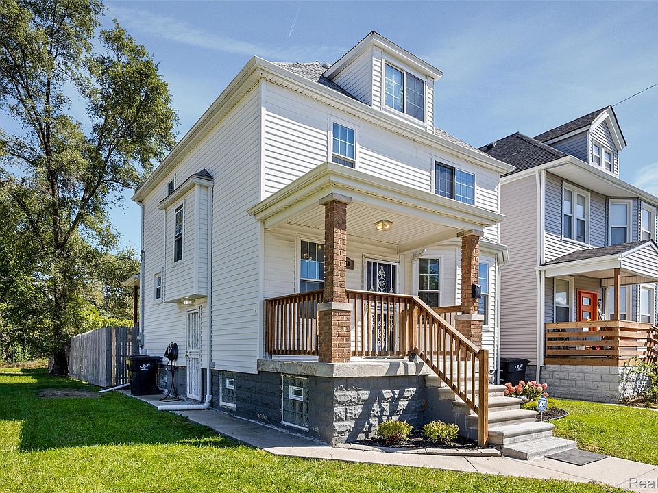 4868 Parker St, photo 2
