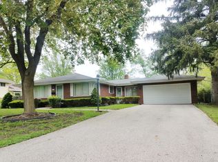 3424 Ralmark Ln, Glenview, IL 60026