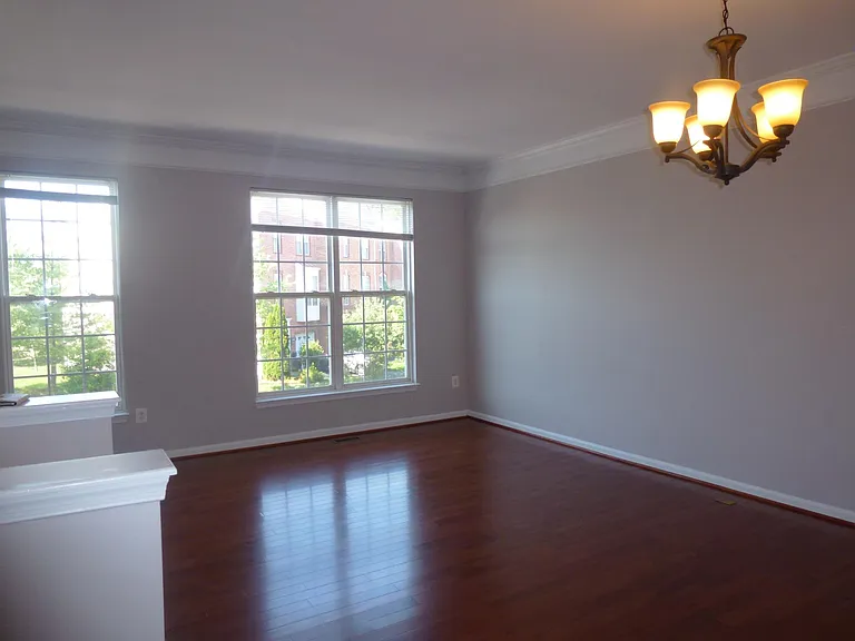 13125 Park Crescent Cir — Photo 8