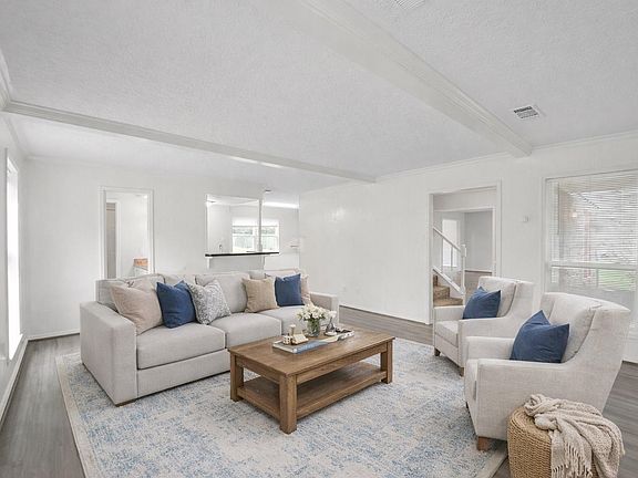 4th image of 7611 Theisswood Rd