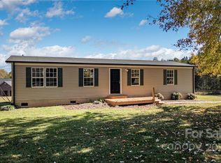 114 Flora Ln NE, Valdese, NC 28690