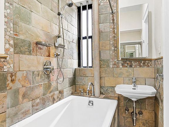 3rd image of 145 W 12th St #64
