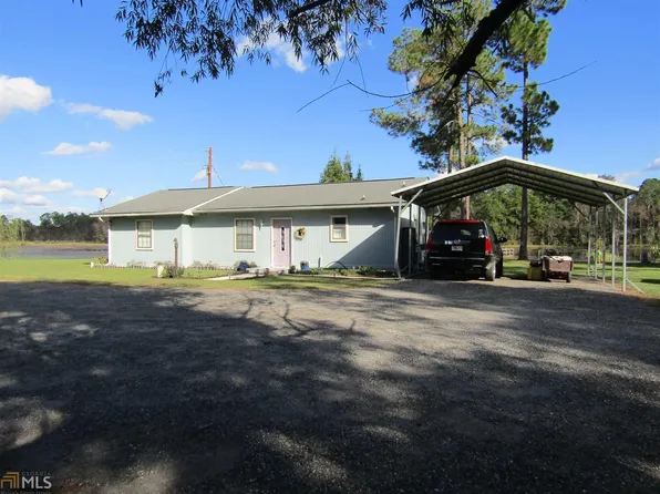 601 Walden Ln, Portal, GA 30450