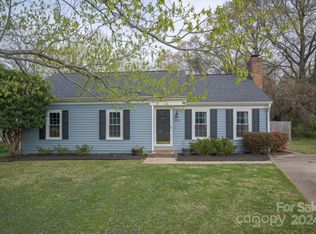 5626 Carved Oak Cir, Charlotte, NC 28227