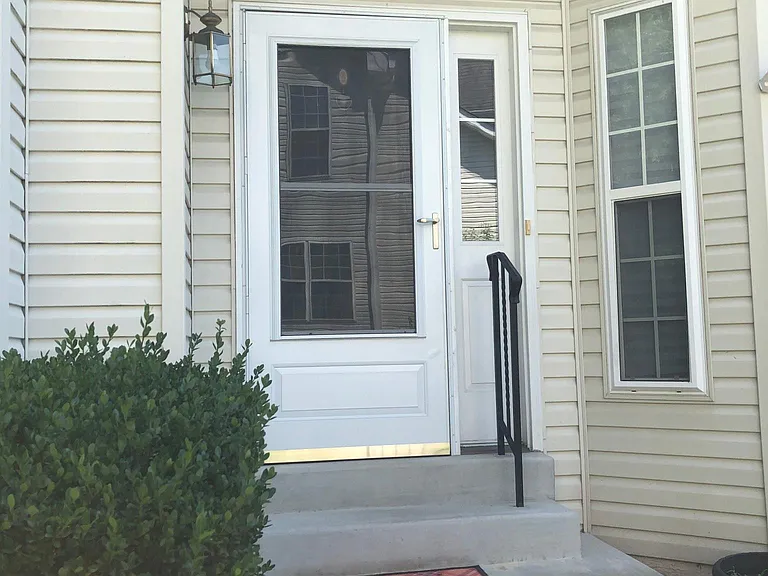 161 Madison Way — Photo 4