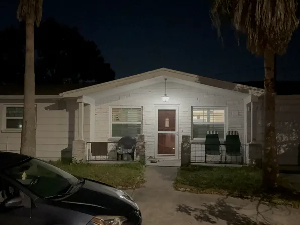 3628 Oxford Dr, Holiday, FL 34691