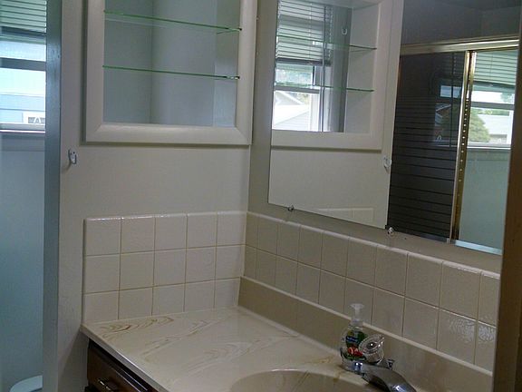 5th image of 3203 W Heroy Ave